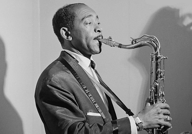  SAX EXPAT  : UNE BIOGRAPHIE DU GRAND SAXO TÉNOR DON BYAS 